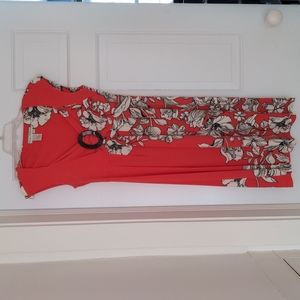 Women's dress size 6 peach with black and cream flowers
